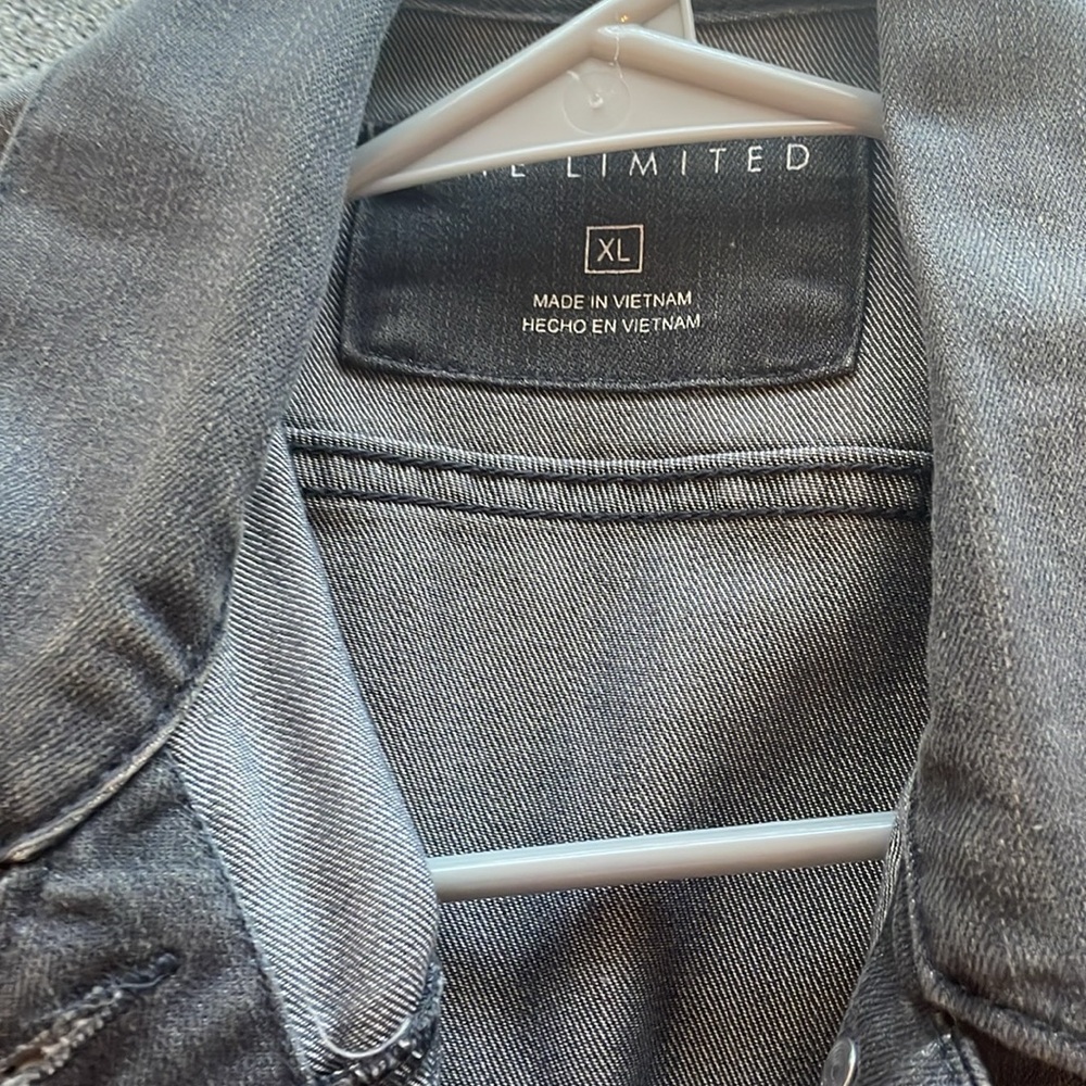 Denim jacket - Picture 2 of 3